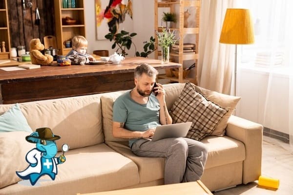 Influye en Algo que una Persona Tenga Trabajo o no en el Precio del Seguro de Salud en España