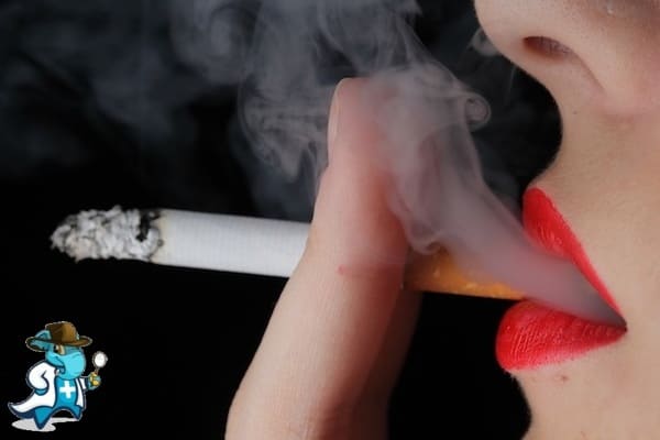 ¿Qué Influye en el Precio de un Seguro de Salud para un Fumador en España?