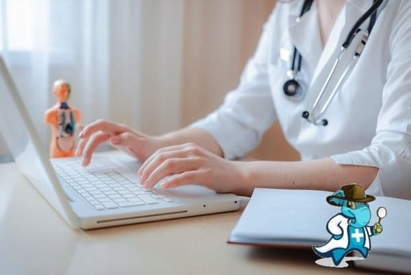 Tendré Alguna Restricción en el Uso de mi Seguro de Salud al no Tener Papeles en España