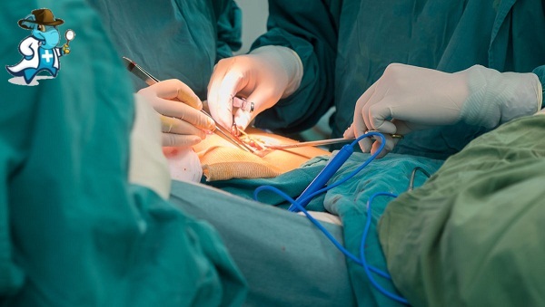 ¿Qué Carencia Tendría un Seguro de Salud que Cubra Cirugía General en España?