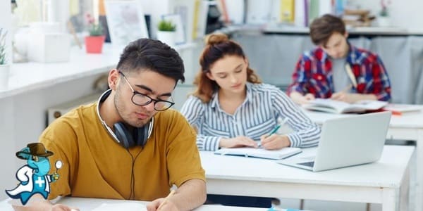 ¿Qué Influye en el Precio de un Seguro de Salud Para Estudiantes en España?
