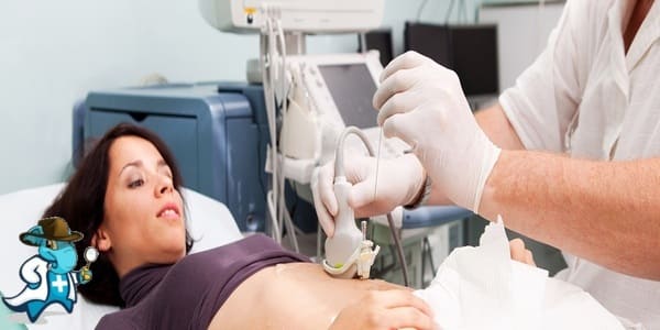 ¿Qué Periodo de Carencia Tiene un Seguro de Salud que Cubra la Biopsia Hepática en España?